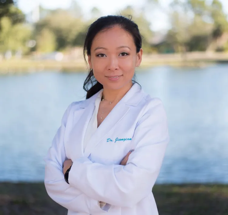 Dr. Mary Hu, DMD - Jacksonville Dentist